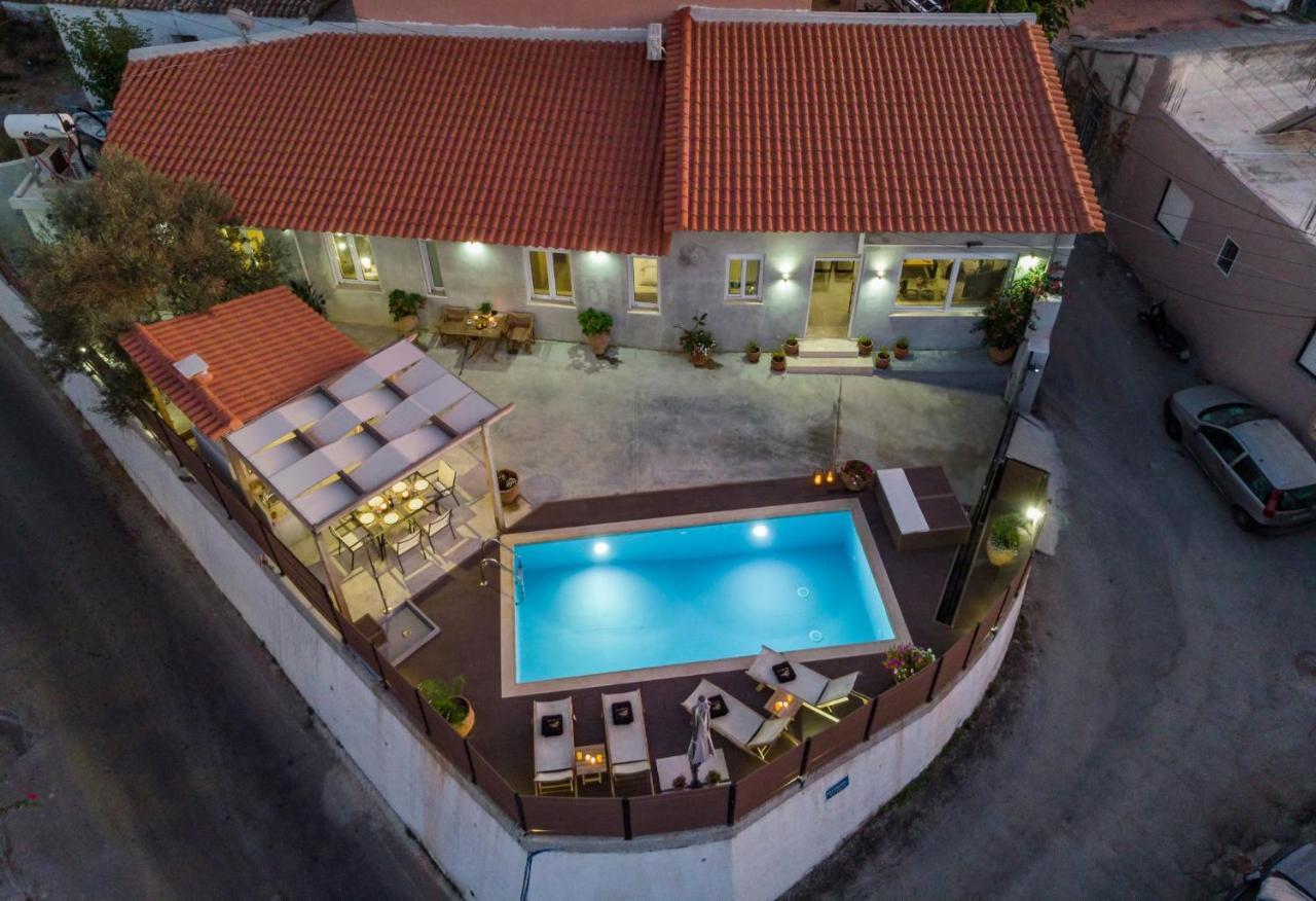 Villa Roxanne Galatás 외부 사진