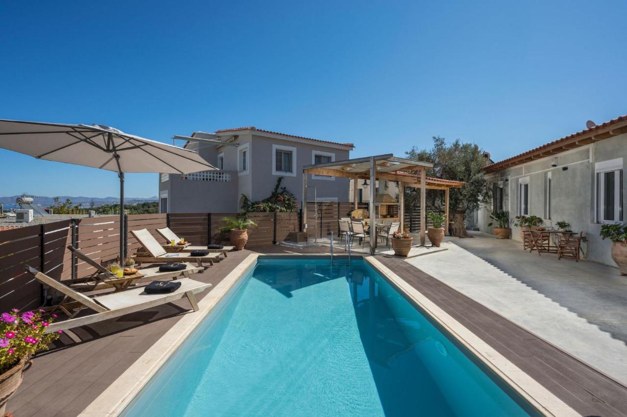 Villa Roxanne Galatás 외부 사진